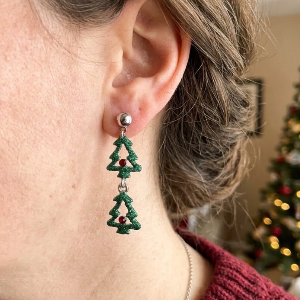 Christmas tree earrings